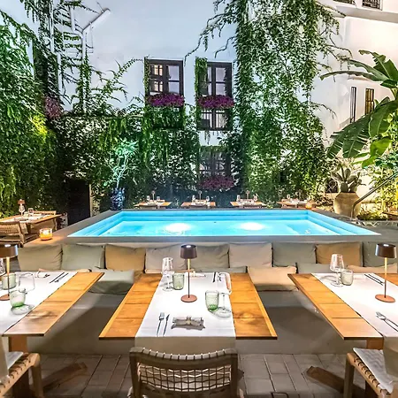 Casa Nostra Luxury & 3*