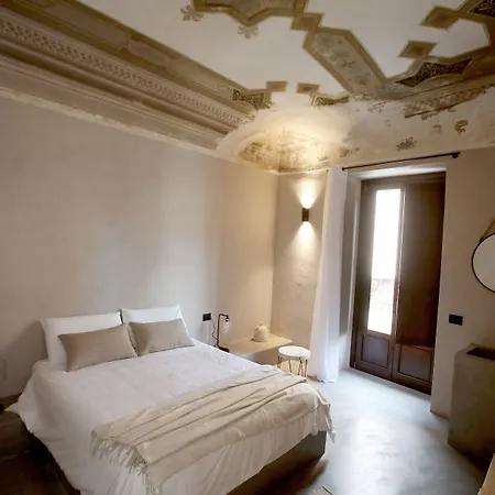 Casa Nostra Luxury & 호텔