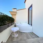 Casa Nostra Luxury & 3*