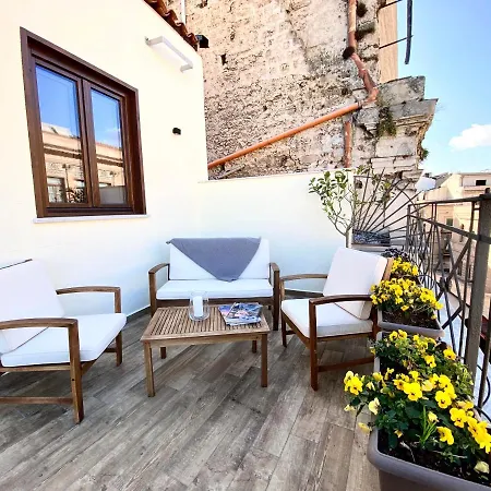 Hotell Casa Nostra Luxury & 3*