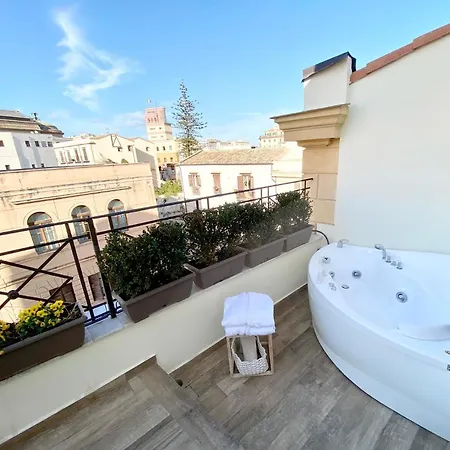 Casa Nostra Luxury & Hotell 3*