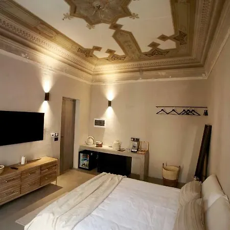 Casa Nostra Luxury & 3* パレルモ