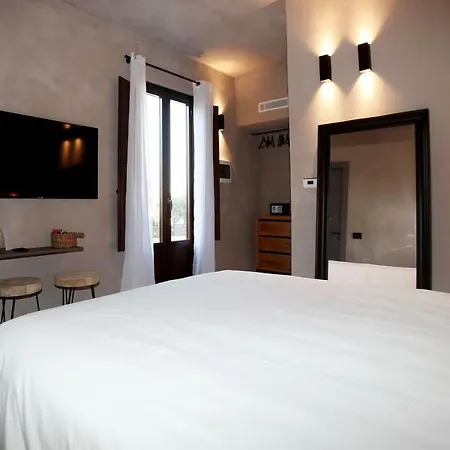 Casa Nostra Luxury & ホテル