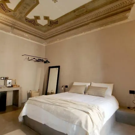 Casa Nostra Luxury & ホテル