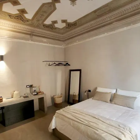 Casa Nostra Luxury & ホテル 3*